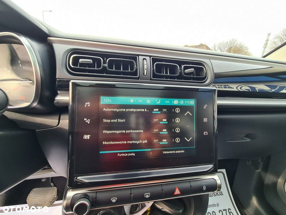 Citroën C3 1.2 PureTech Shine EAT6 - 19