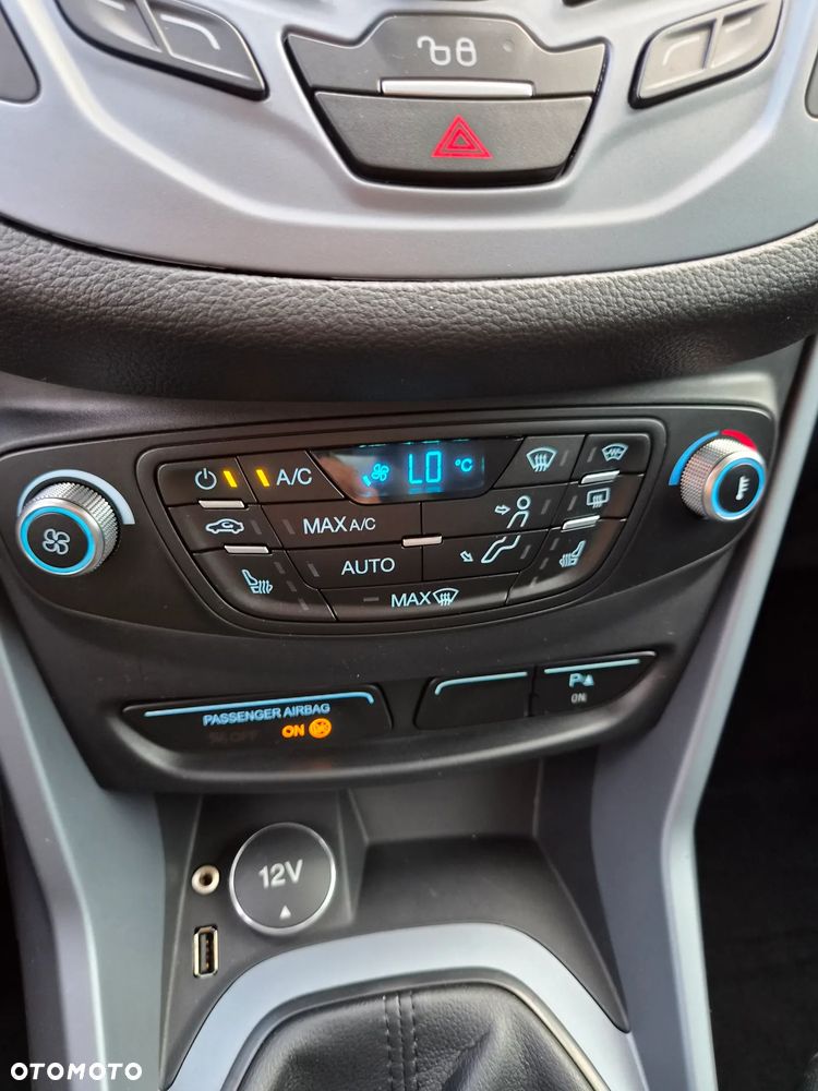 Ford B-MAX 1.0 EcoBoost Titanium EU6 - 18