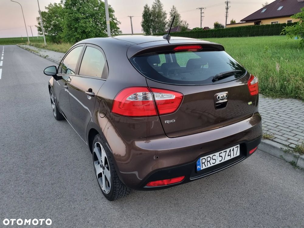 Kia Rio 1.4 Platinum Edition - 3