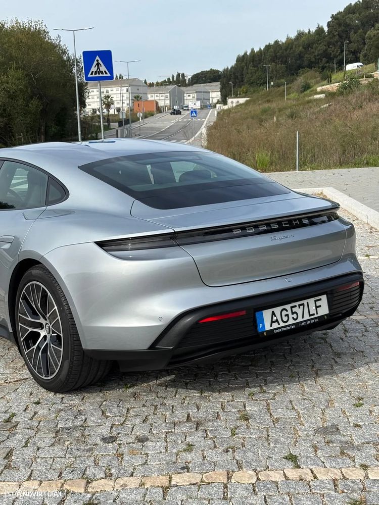 Porsche Taycan Standard - 28