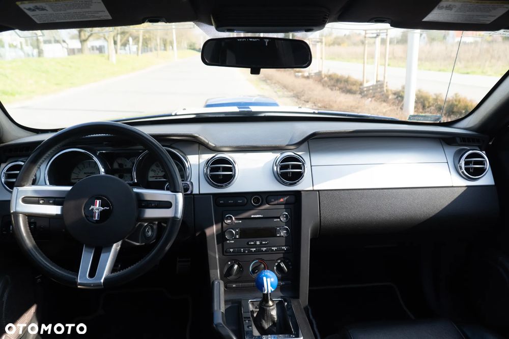 Ford Mustang 4.6 V8 Mach 1 - 17