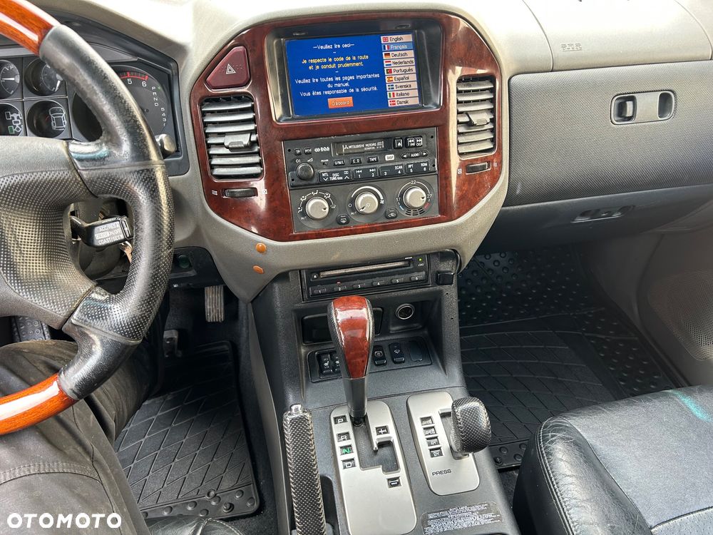 Mitsubishi Pajero 3.2 DI-D Automatik Instyle - 18