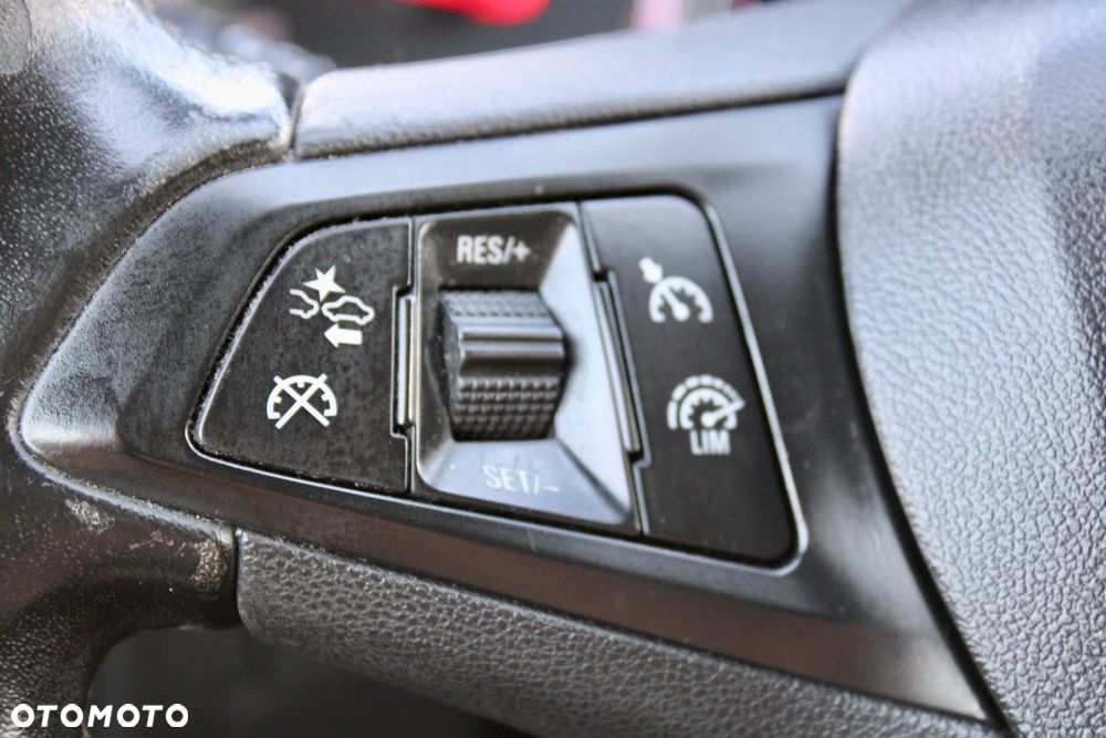 Opel Astra 1.6 D (CDTI) Start/Stop Business - 14