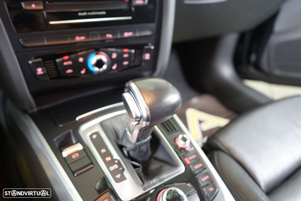 Audi A4 Avant 2.0 TDI Multitronic Business Line S-line - 33