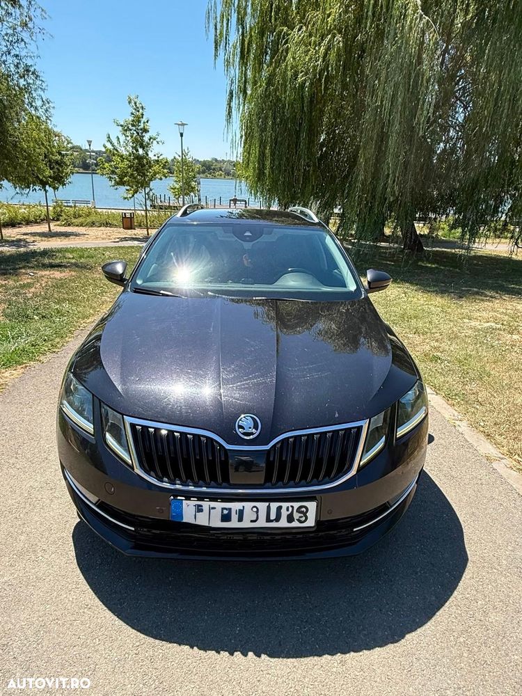 Skoda Octavia 2.0 TDI DSG Selection - 1
