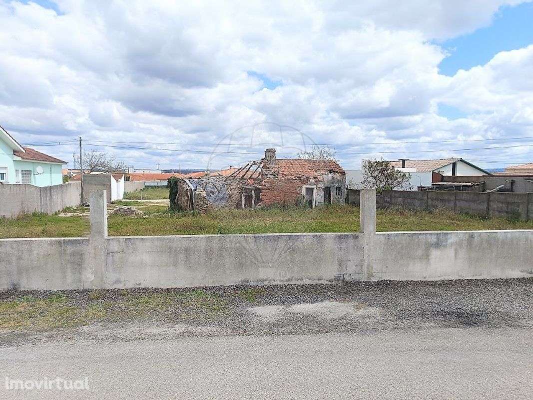 Moradia T1 para venda - Grande imagem: 2/12