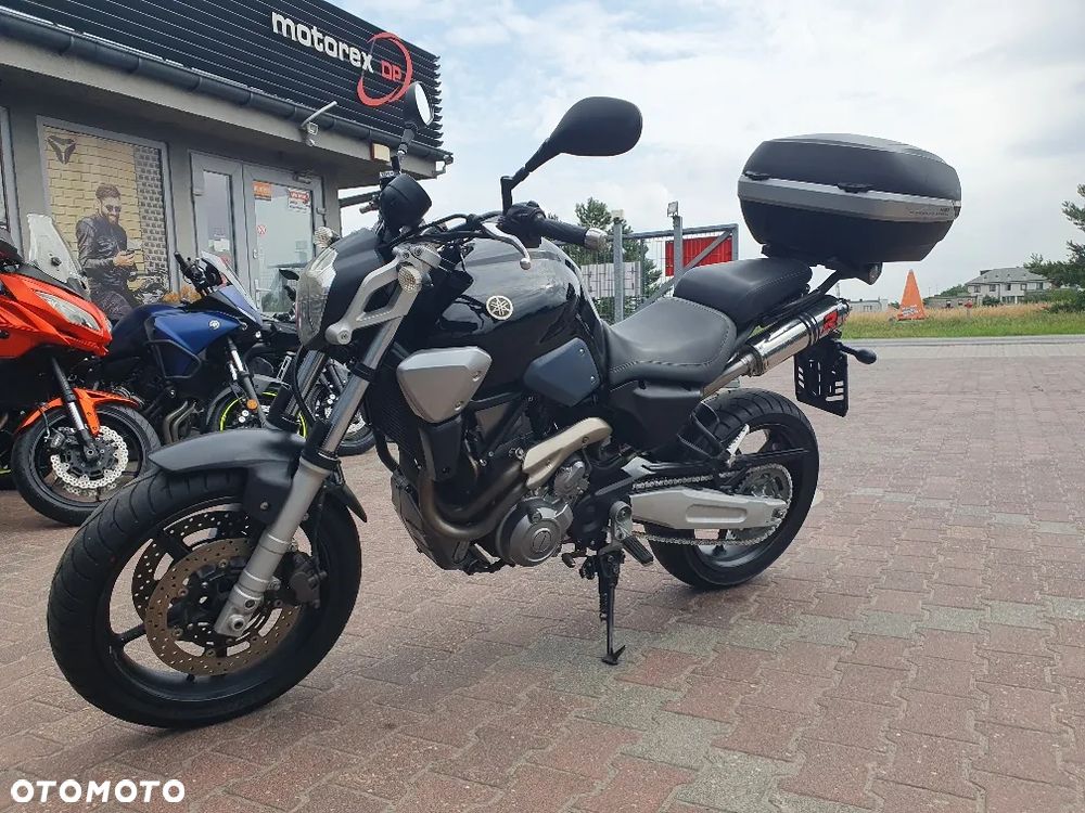 Yamaha MT - 2