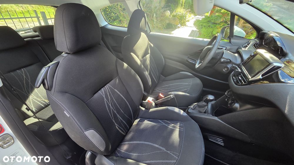 Peugeot 208 1.0 VTi/PureTech Access - 10