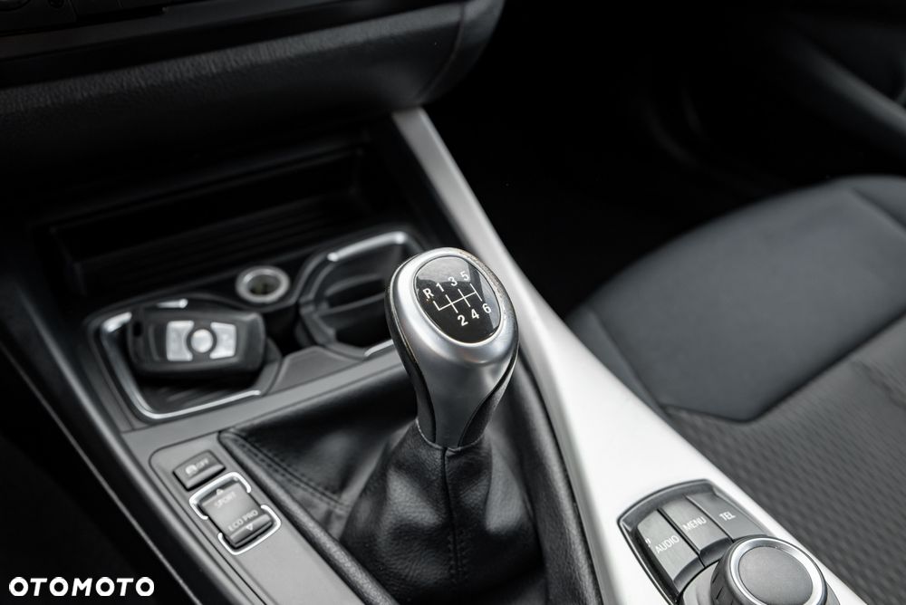 BMW Seria 1 116i Sport Line - 33