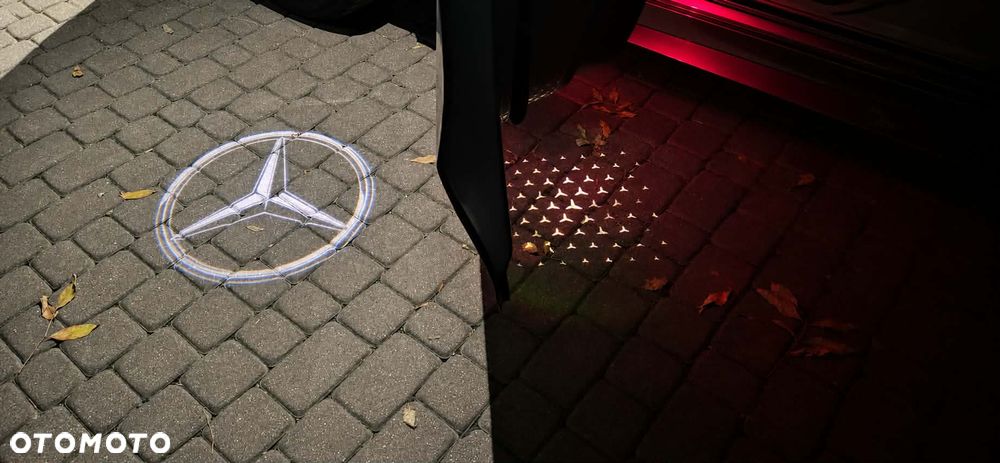 Mercedes-Benz GLS - 30