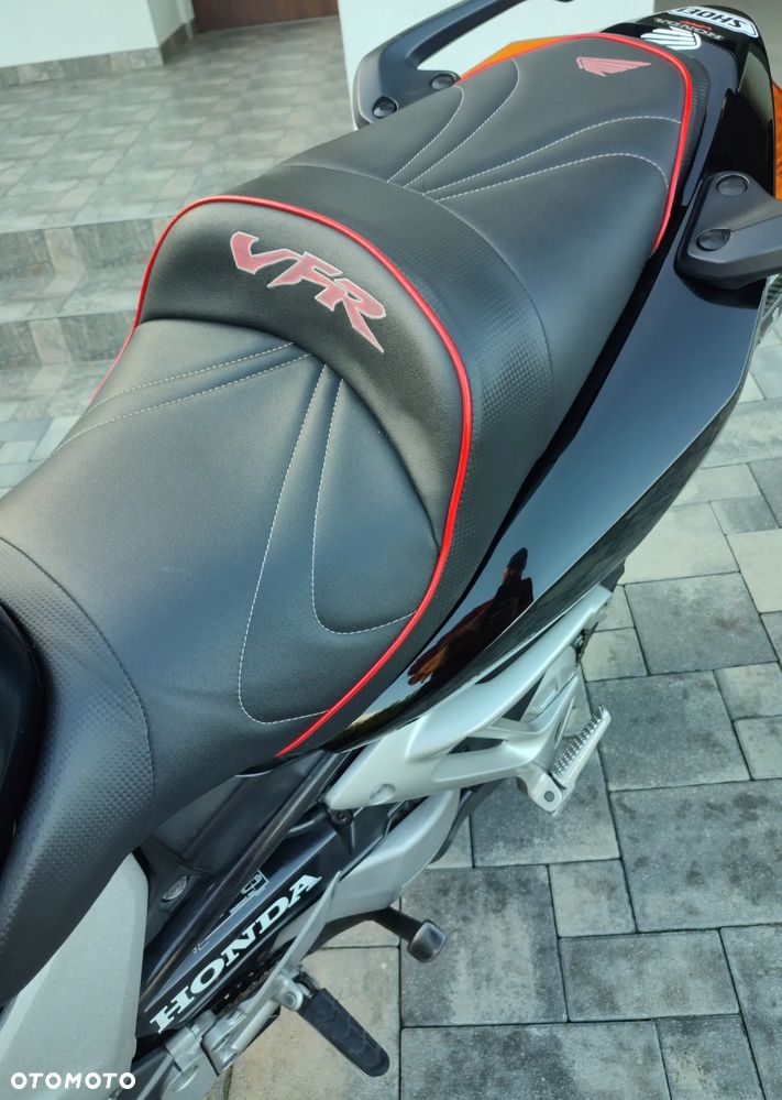 Honda VFR - 11