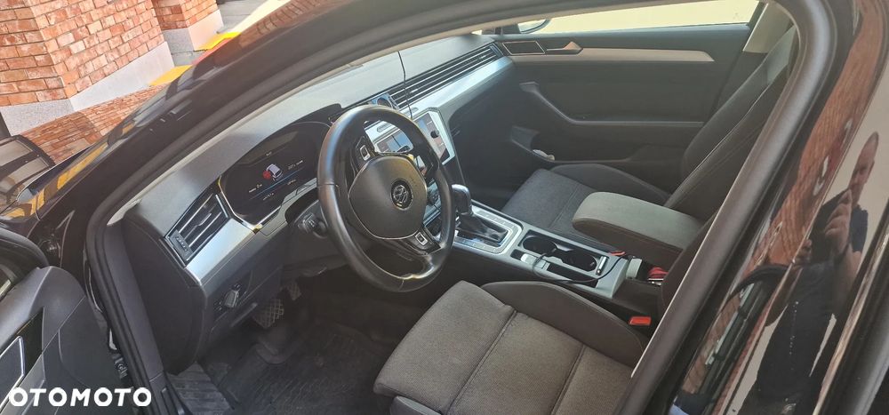 Volkswagen Passat 2.0 TDI BMT Highline DSG7 - 10