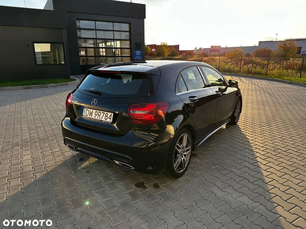 Mercedes-Benz Klasa A 180 7G-DCT AMG Line - 5
