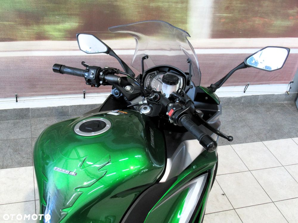 Kawasaki Ninja 1000 SX - 10
