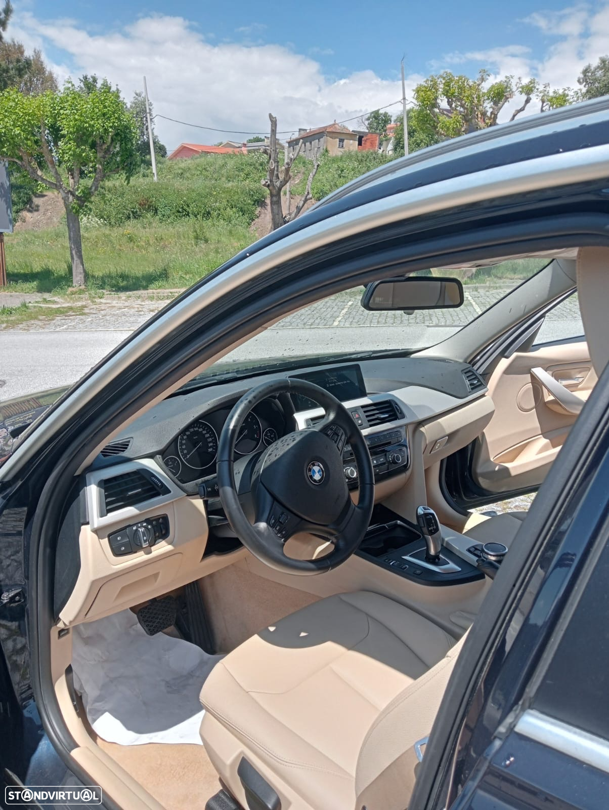 BMW 316 d Touring Line Luxury Auto - 9