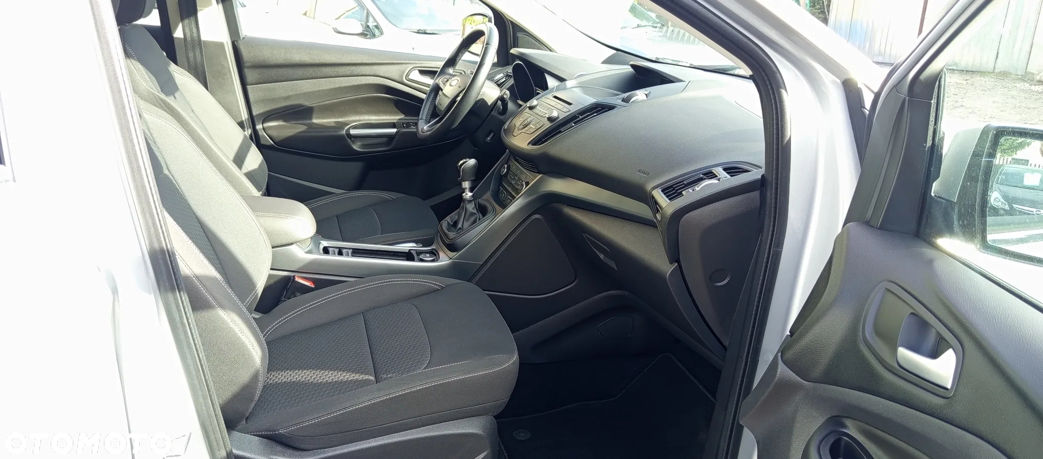 Ford Kuga - 15