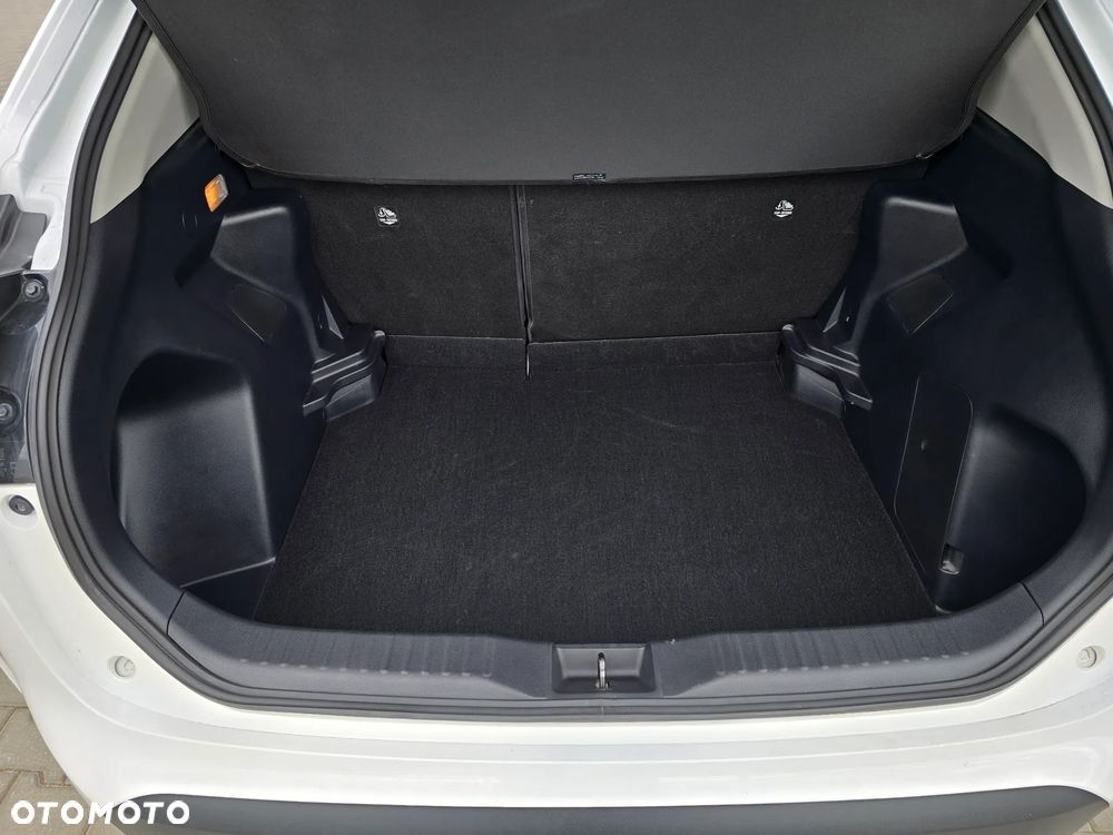 Toyota Yaris Cross - 17