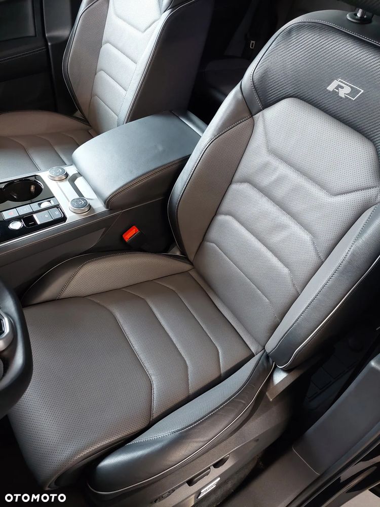 Volkswagen Touareg 3.0 V6 TDI SCR 4Mot R-Line - 11