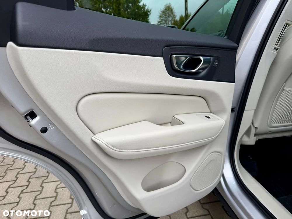 Volvo XC 60 T5 Inscription - 29