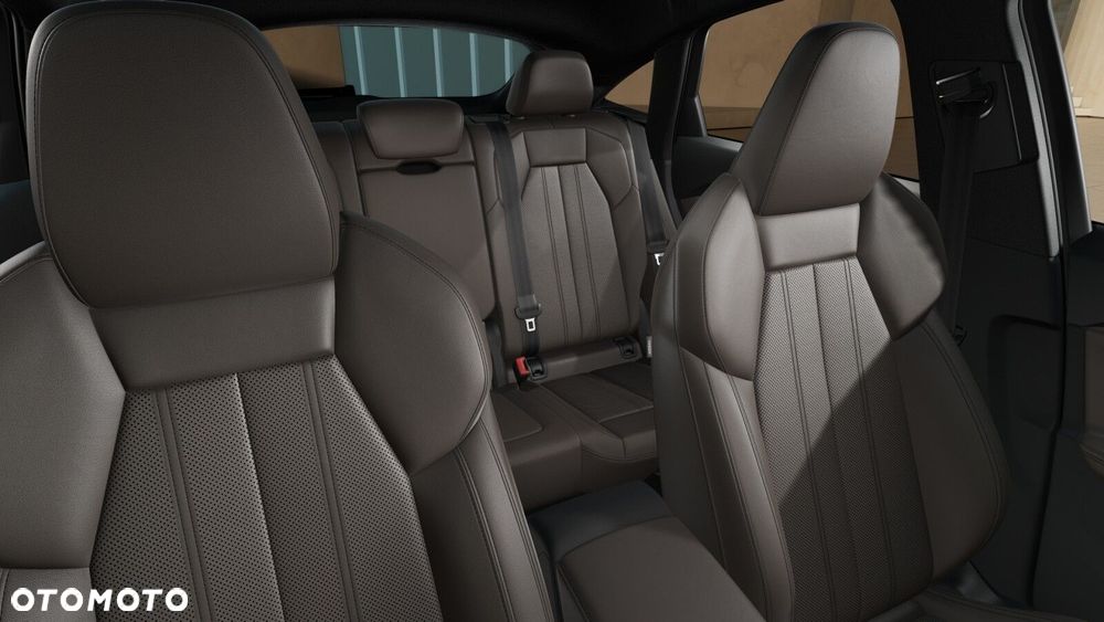 Audi Q5 Sportback - 9