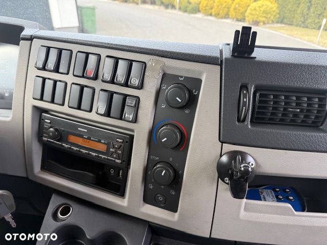 Volvo FL 250 4x2 Skrzynia 18palet / Ładowność 10200kg/Super Stan - 13