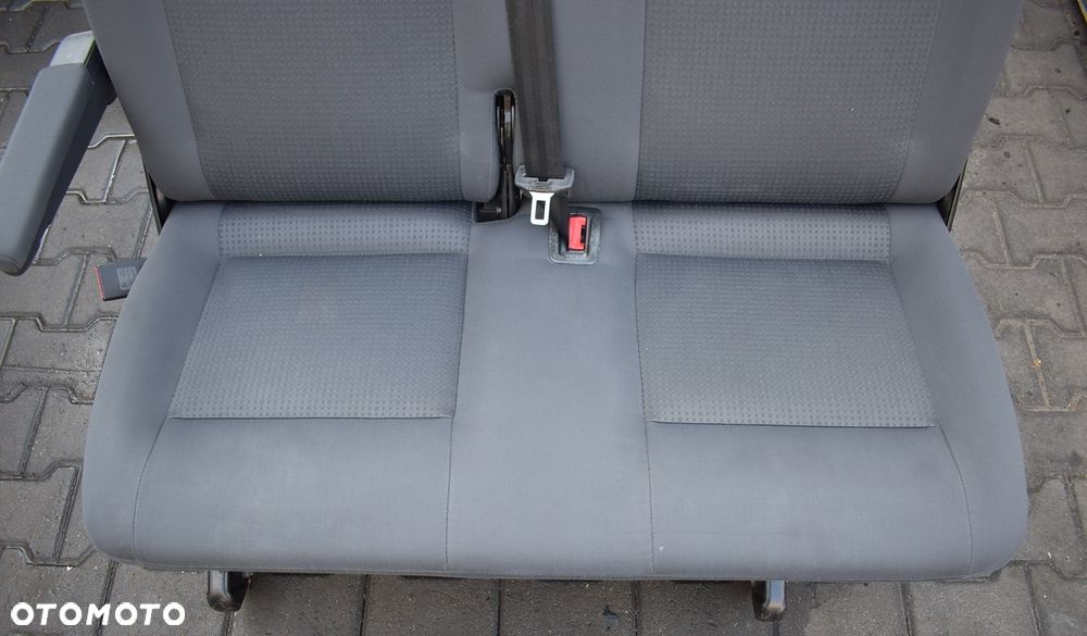 FOTEL KANAPA DWÓJKA 2 RZĄD SKŁADANY PODŁOKIETNIK - VW TRANSPORTER T5 CARAVELLE - 2
