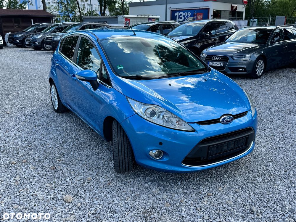 Ford Fiesta 1.4 Champions Edition - 11