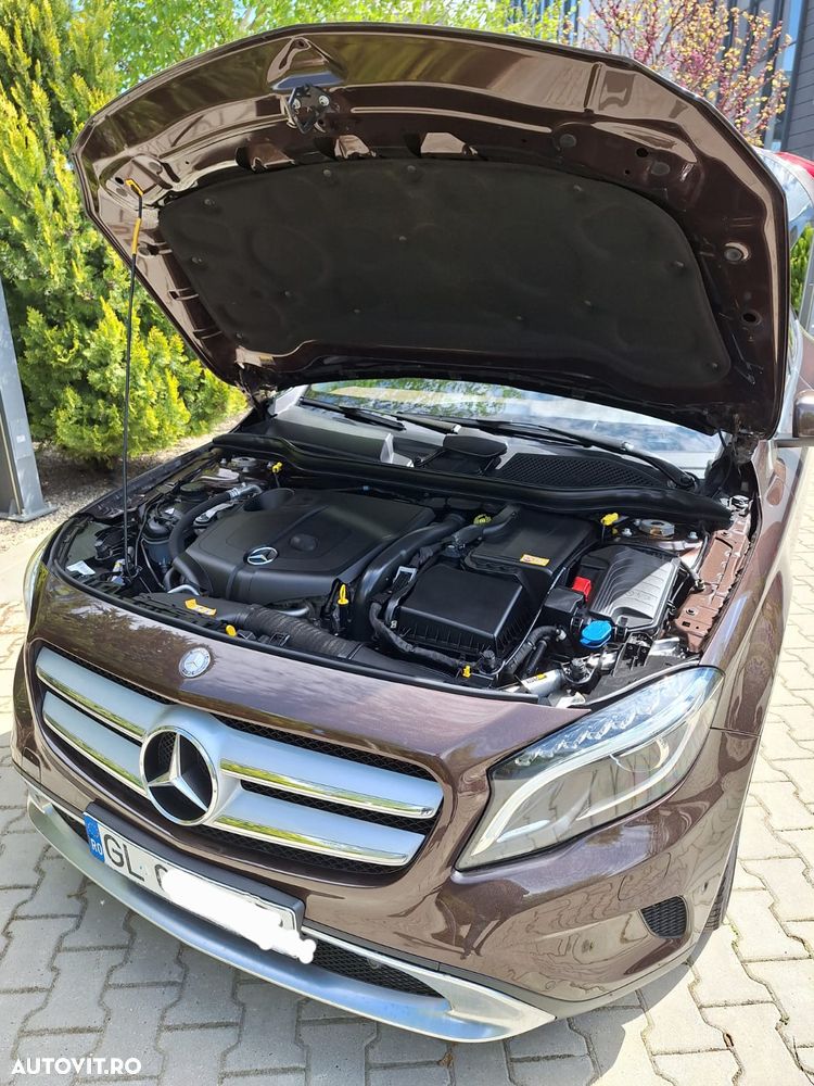 Mercedes-Benz GLA 220 CDI 4MATIC 7G-DCT - 5