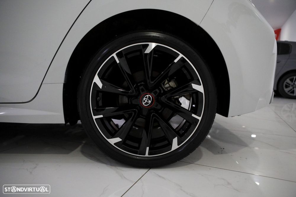 Toyota Corolla 2.0 Hybrid GR-Sport - 7