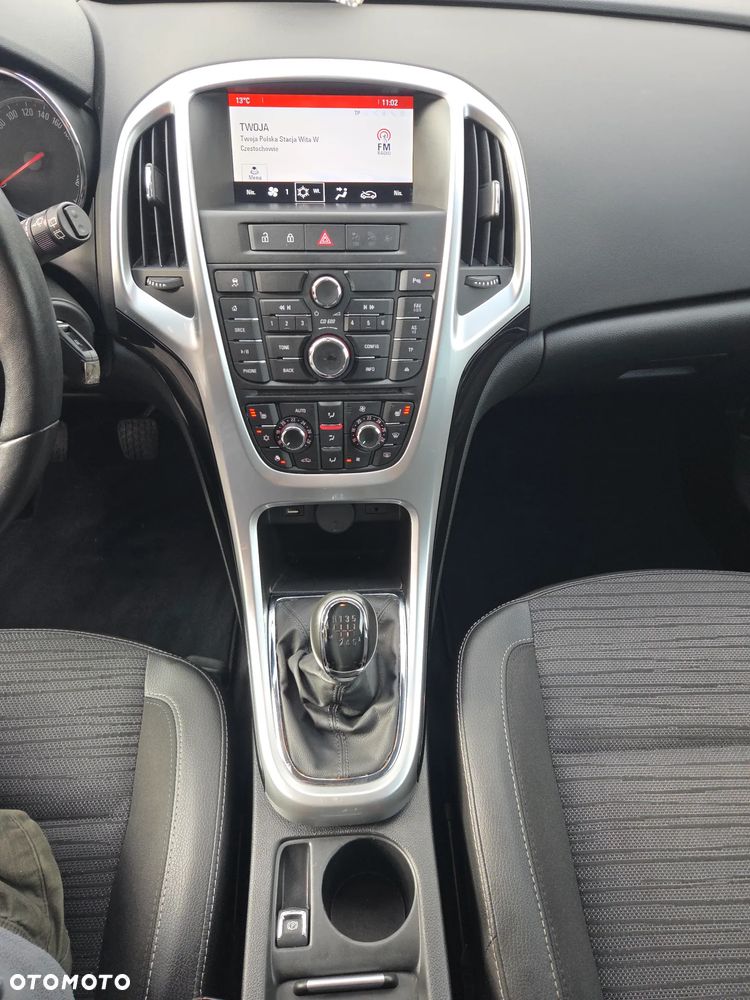 Opel Astra - 35