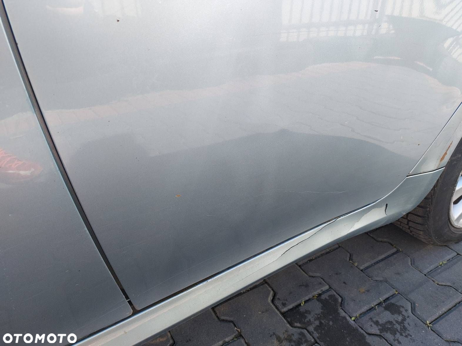 DRZWI KOMPLETNE LEWY TYŁ LEXUS IS II 8R6 - 4