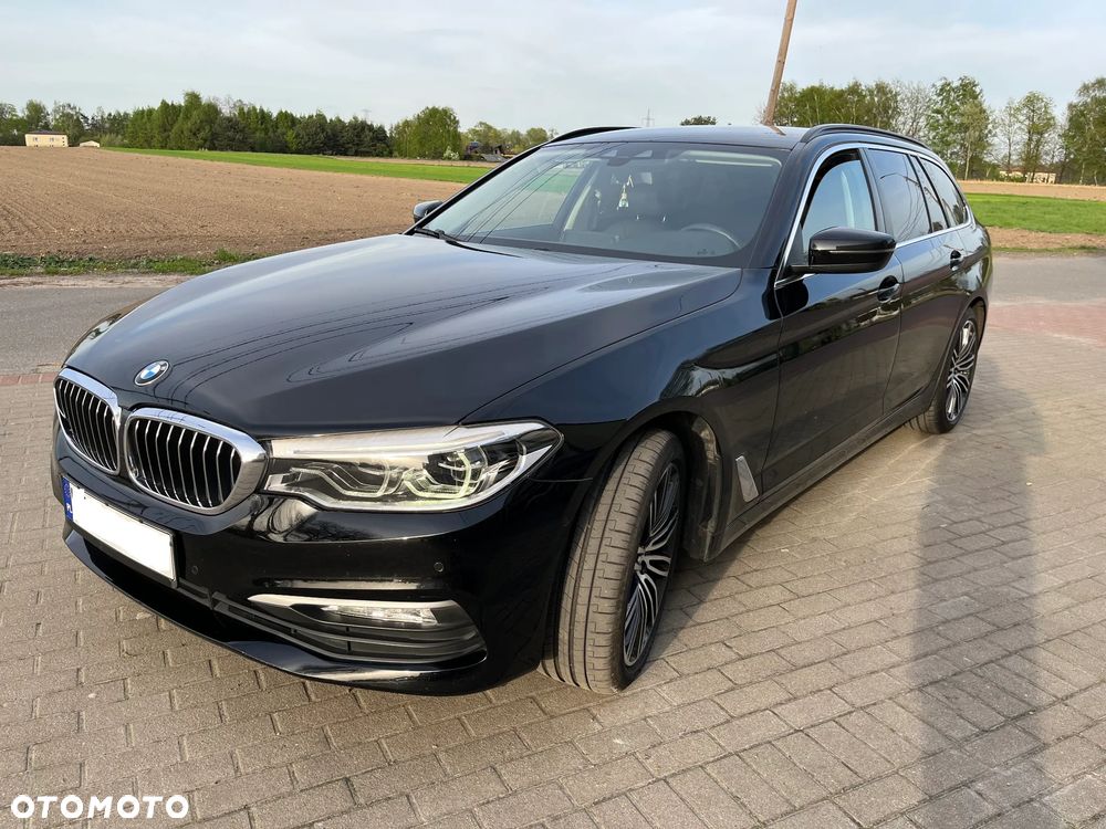 BMW Seria 5 520d xDrive - 13