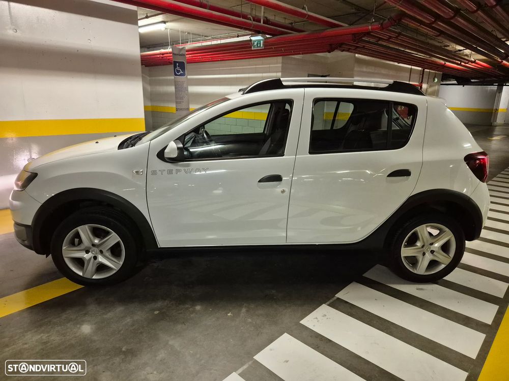 Dacia Sandero 0.9 TCe Stepway - 2