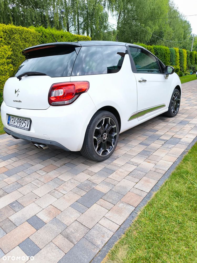 Citroën DS3 THP 150 SportChic - 4