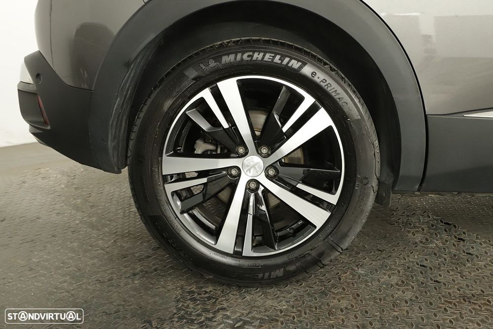 Peugeot 3008 1.2 PureTech GT EAT8 - 5
