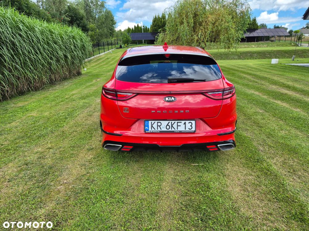 Kia ProCeed - 4
