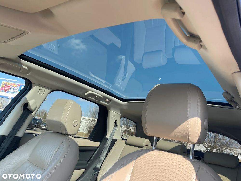 Land Rover Discovery Sport - 12