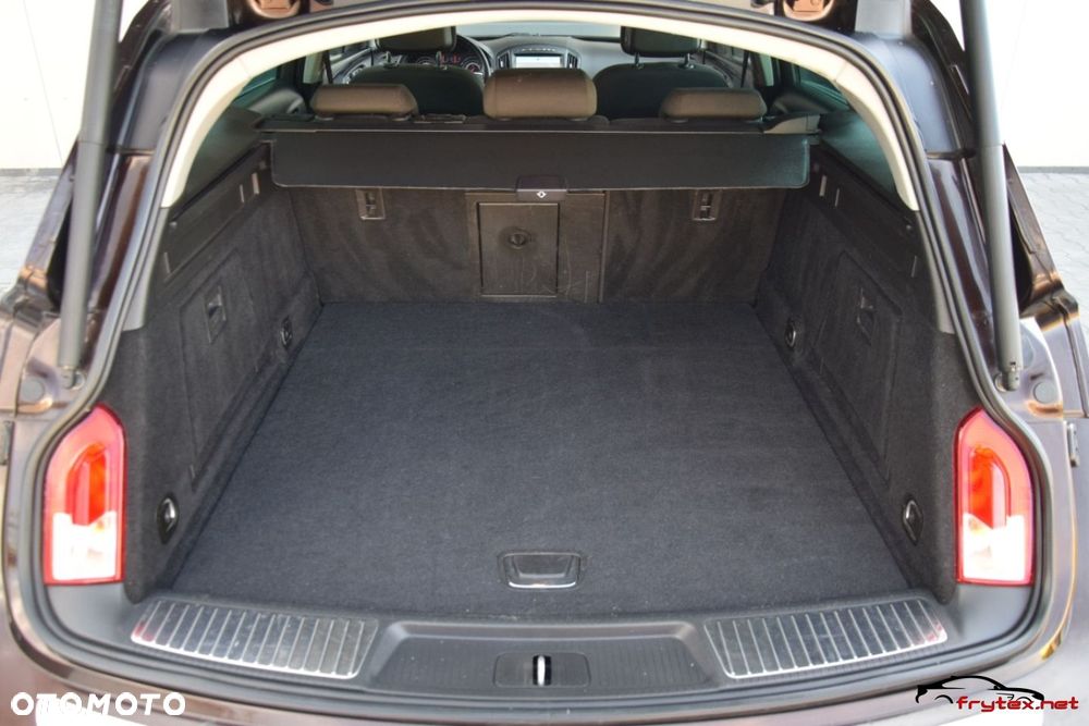 Opel Insignia - 21