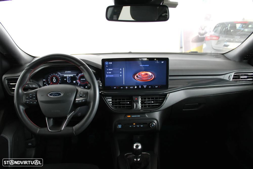 Ford Focus 1.0 EcoBoost MHEV ST-Line X - 9