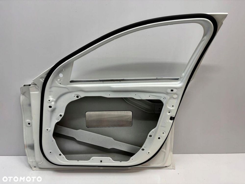 Mercedes C-Klasa 205 W205 Drzwi Prawe Przód Przednie A2057220210 - 10
