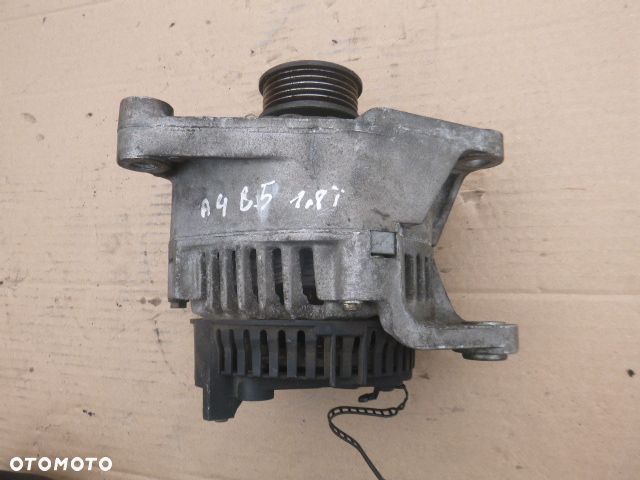 ALTERNATOR AUDI A4 B5 1.8 TURBO 94-99 90A - 8