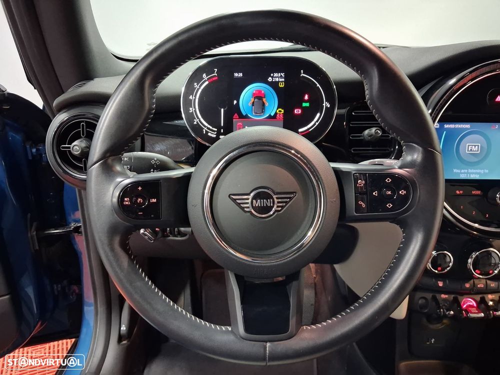 MINI Cabrio Cooper Premium Plus Sidewalk Special Edition Auto - 15