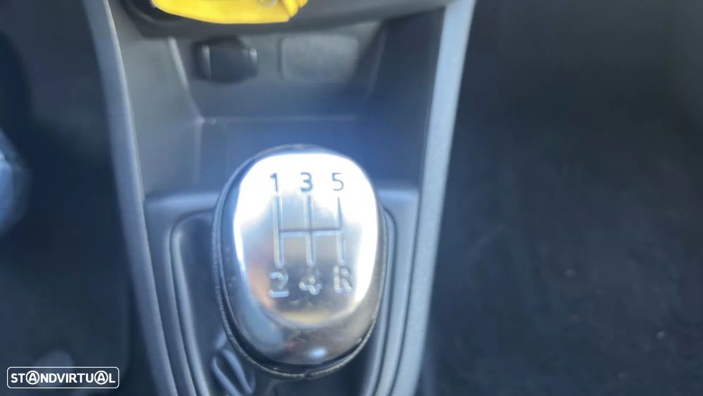 Renault clio 1.5 dci van - 14