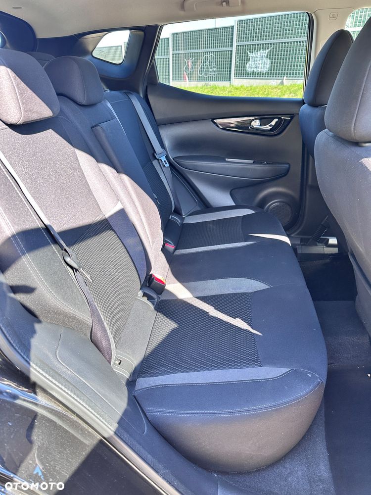 Nissan Qashqai 1.3 DIG-T Acenta - 17
