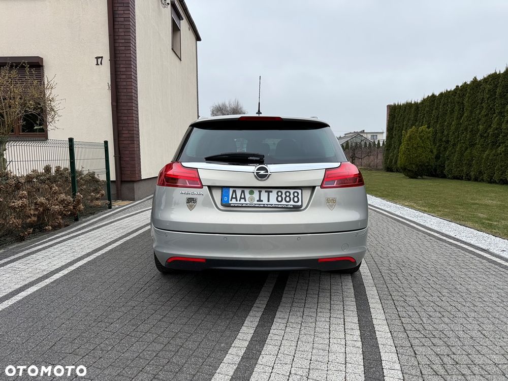 Opel Insignia 1.6 Design Edition - 8