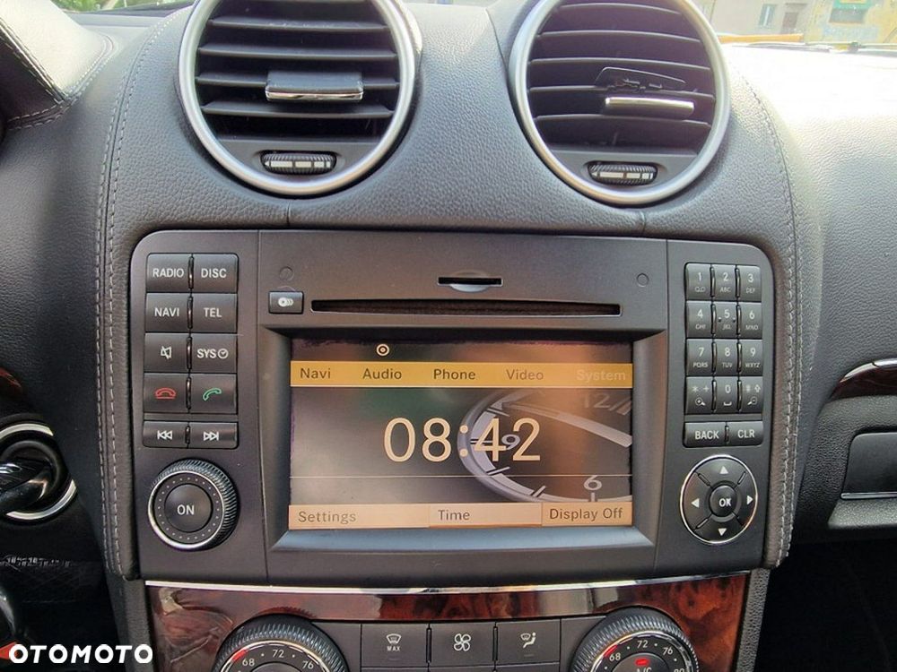 Mercedes-Benz GL - 24