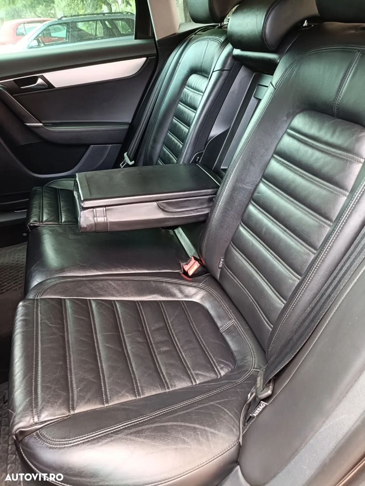 Volkswagen Passat Variant 2.0 TDI BlueMotion Technology DSG Highline - 3