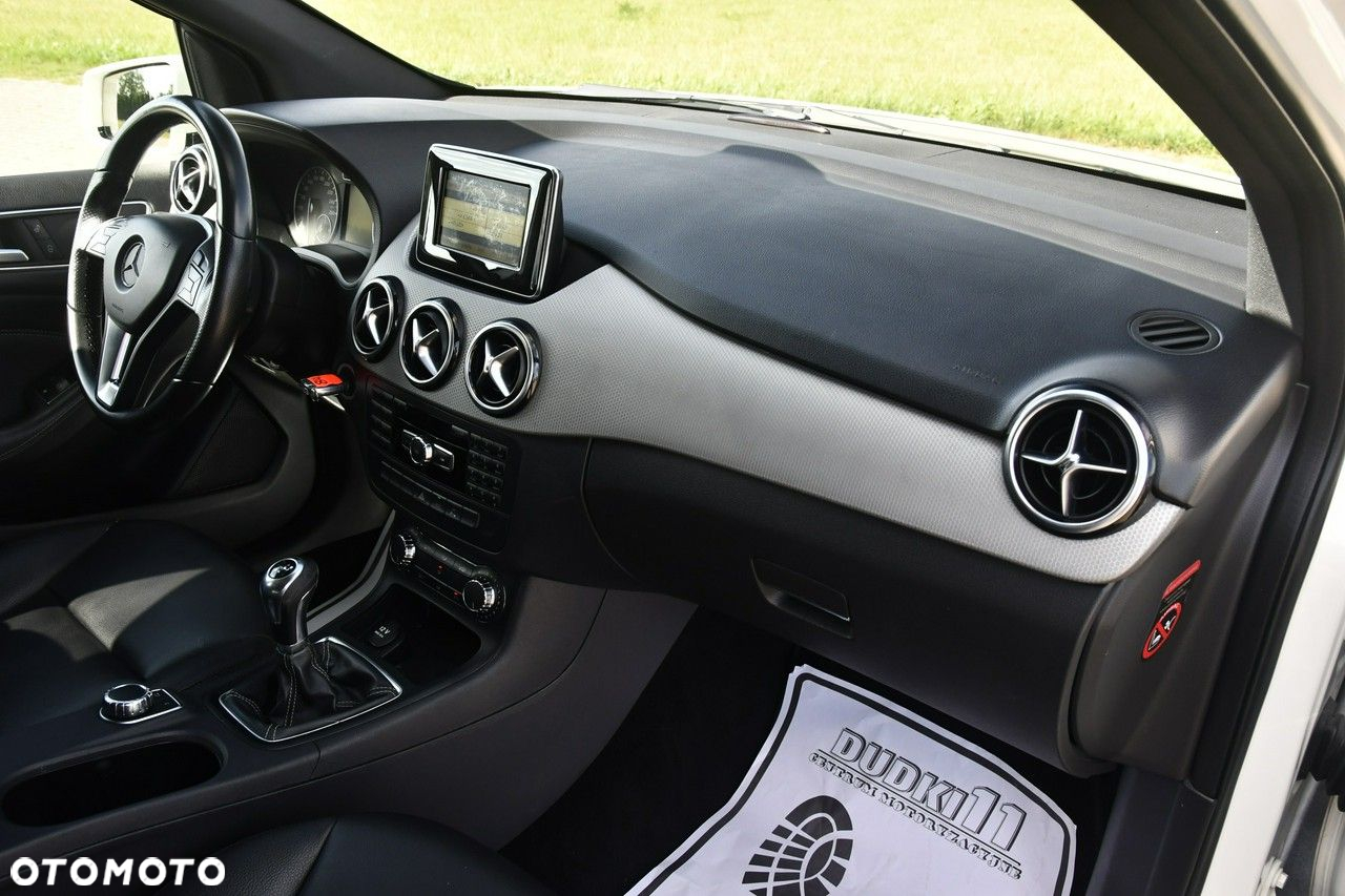 Mercedes-Benz Klasa B - 25