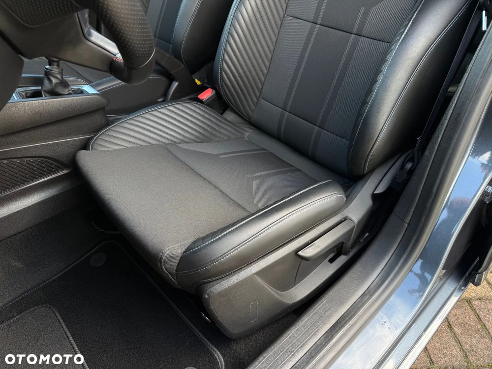 Renault Clio - 12