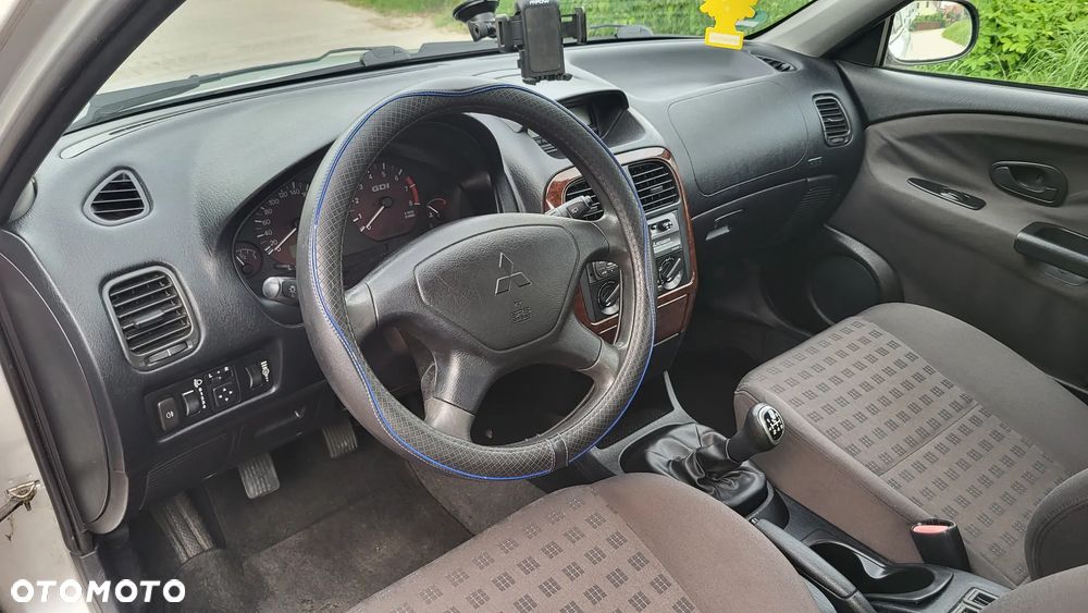 Mitsubishi Carisma 1.8 GDI Comfort - 12